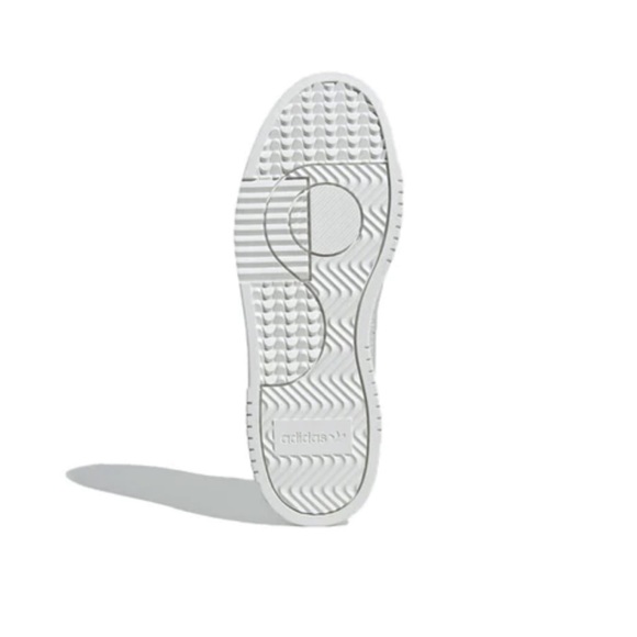 NWOB Adidas Supercourt in Grey Leather - Picture 5 of 12